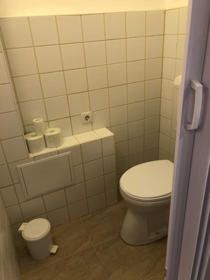 Apartman Becsi Utca Sopron Exterior photo